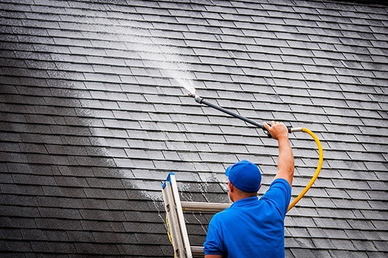 House Washing and Pressure Cleaning